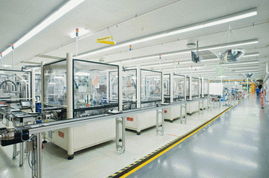 機(jī)器人替代技術(shù)工人 電子元器件生產(chǎn)引領(lǐng)工業(yè)無(wú)人化新時(shí)代